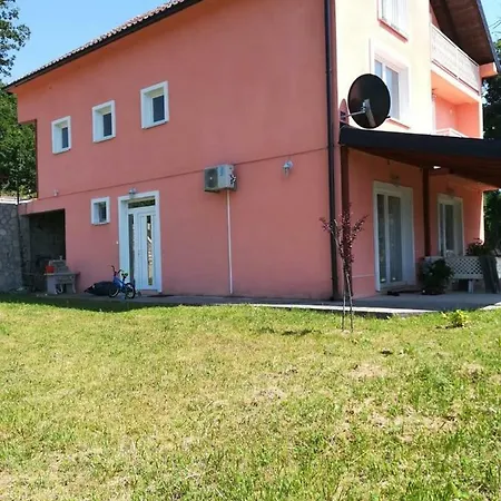 Vila Divan فيلا ديوان * Konjic